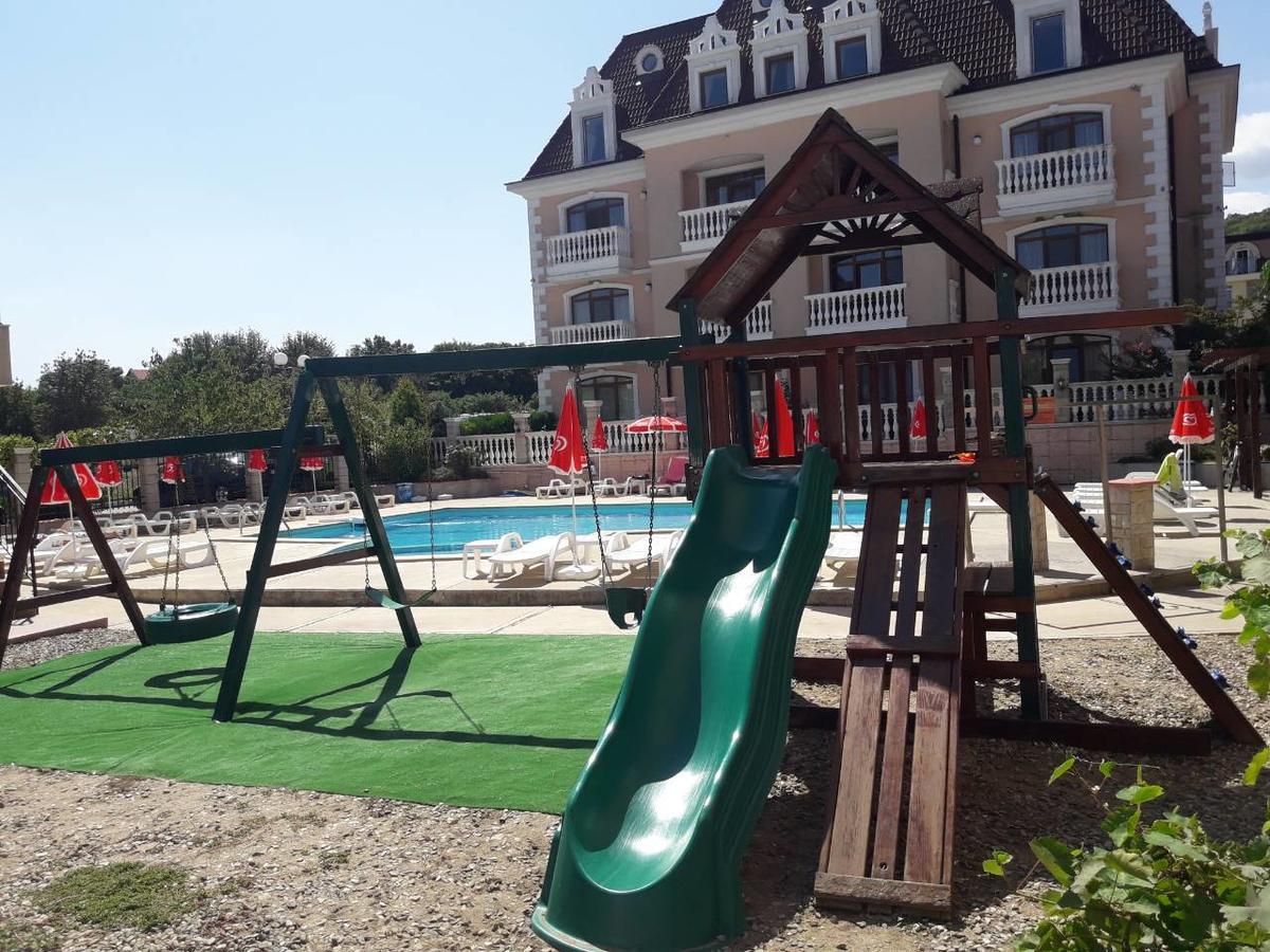 Hotel Black Sea - Breakfast, Pool & Free Parking Obzor Exteriör bild