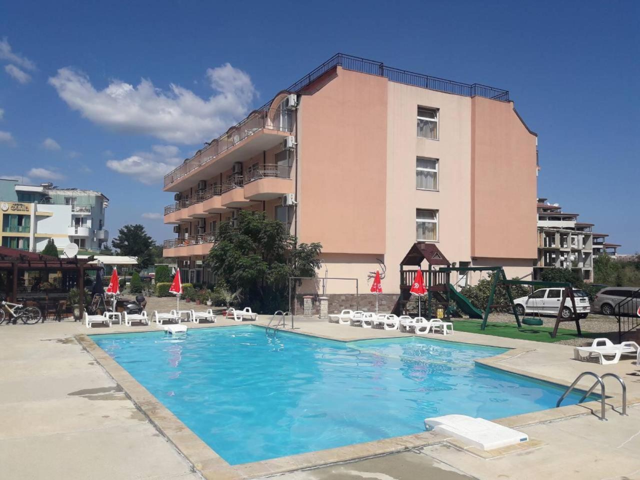 Hotel Black Sea - Breakfast, Pool & Free Parking Obzor Exteriör bild