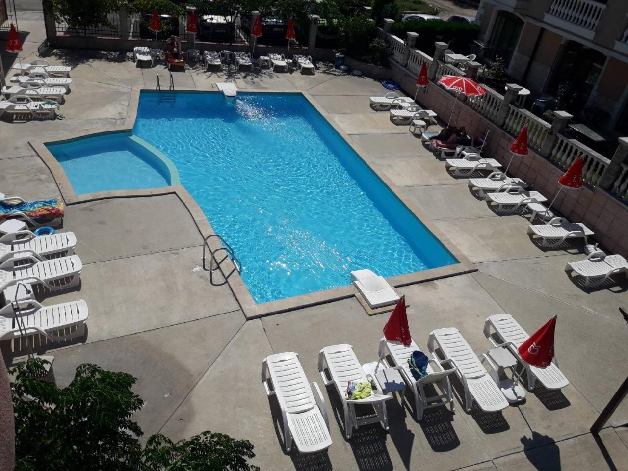Hotel Black Sea - Breakfast, Pool & Free Parking Obzor Exteriör bild